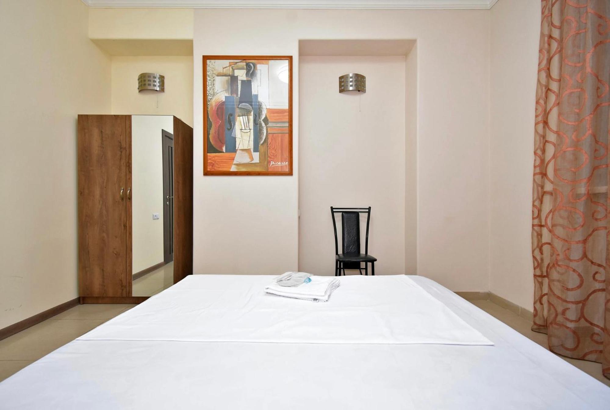 Hotel Costa Γιερεβάν Εξωτερικό φωτογραφία