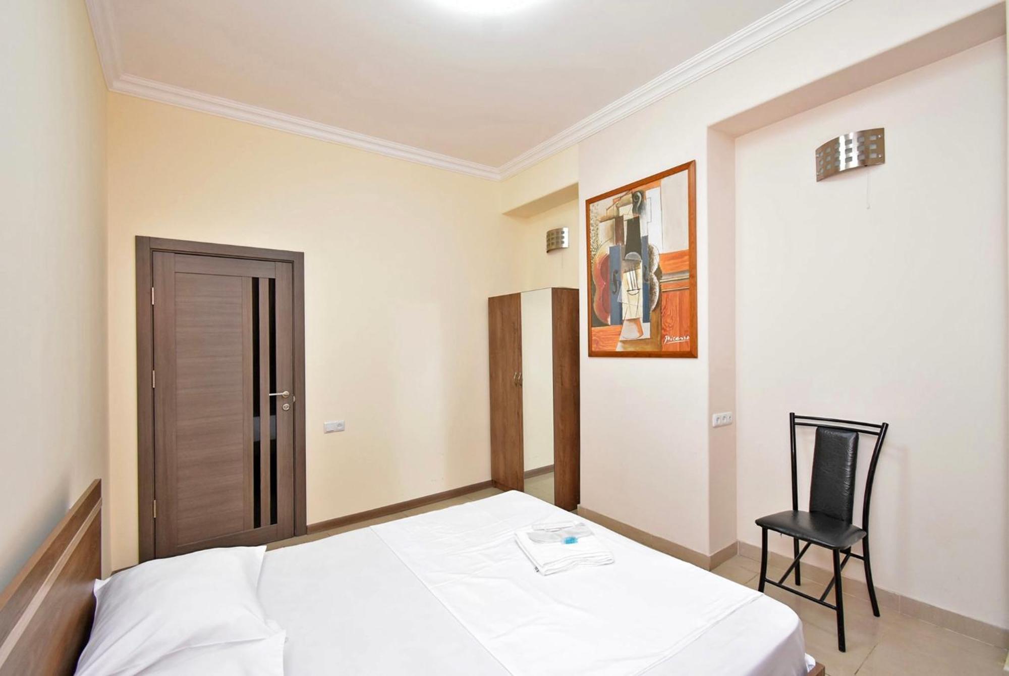 Hotel Costa Γιερεβάν Εξωτερικό φωτογραφία